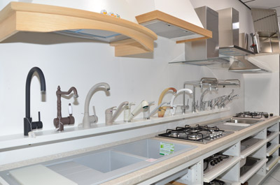 Accessori e complementi per cucine, Cappe Aspiranti Rubinetteria E Lavelli - Team Ferrara
